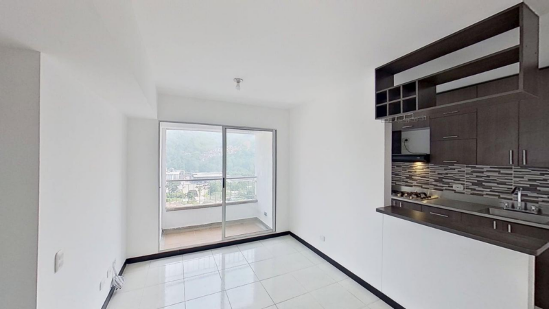 EN PLAZA ARRAYANES – CAMPAROLA, ITAGÜÍ, ANTIOQUIA