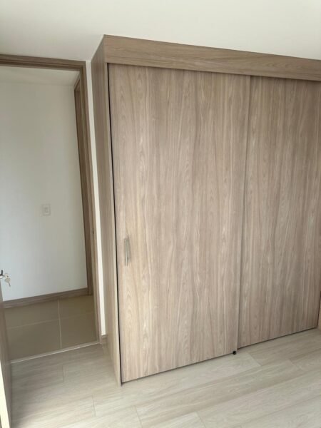 EN PARQUE RESIDENCIAL PARÍS – SABANETA, ANTIOQUIA