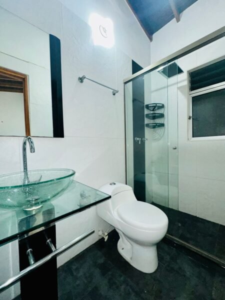 EN VENTA CALASANZ PARTE ALTA – UNIDAD CALASANIA DEL SOL