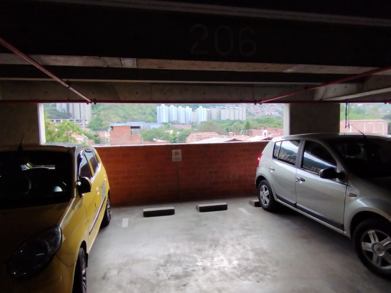 EN PARQUE ALTO JF – ARALIAS, BELLO, ANTIOQUIA