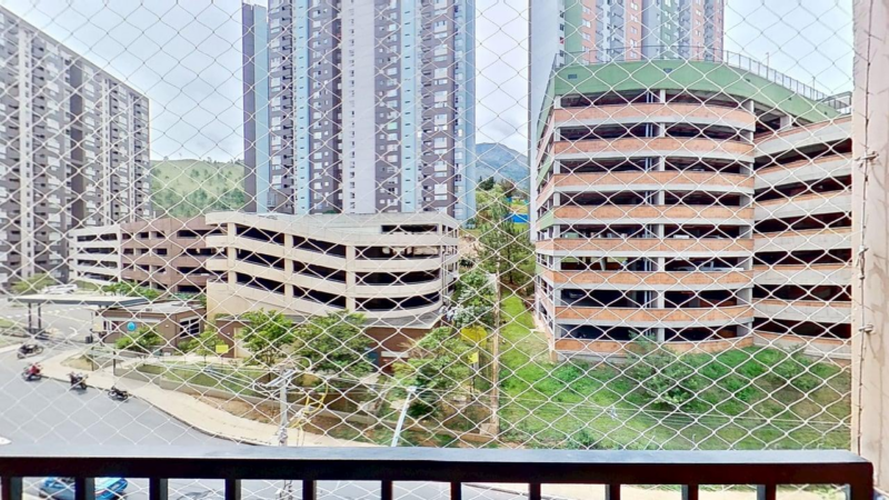 EN CERRO AZUL – BELLO, ANTIOQUIA