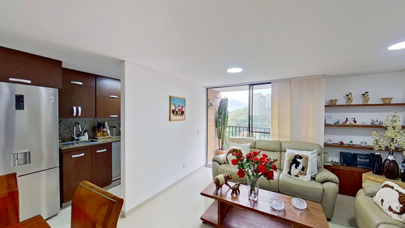 EN MEDELLÍN – ARBOLEDA DEL RODEO